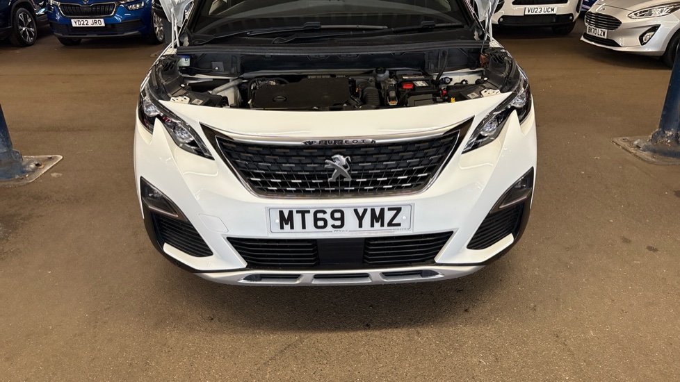 Peugeot 5008 1.5 BlueHDi GT Line Premium 5dr EAT8 Diesel Estate - Image 8