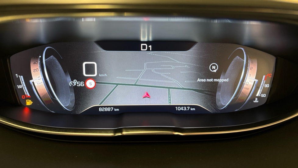 Peugeot 5008 1.5 BlueHDi GT Line Premium 5dr EAT8 Diesel Estate - Image 36