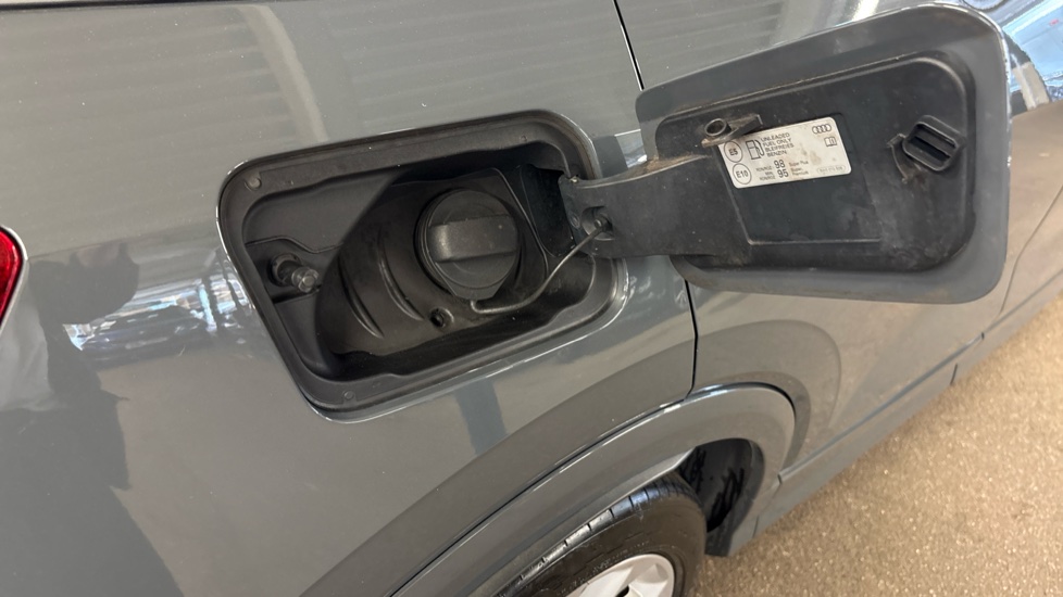 Audi Q2 SQ2 Quattro 5dr S Tronic Petrol Estate - Image 47