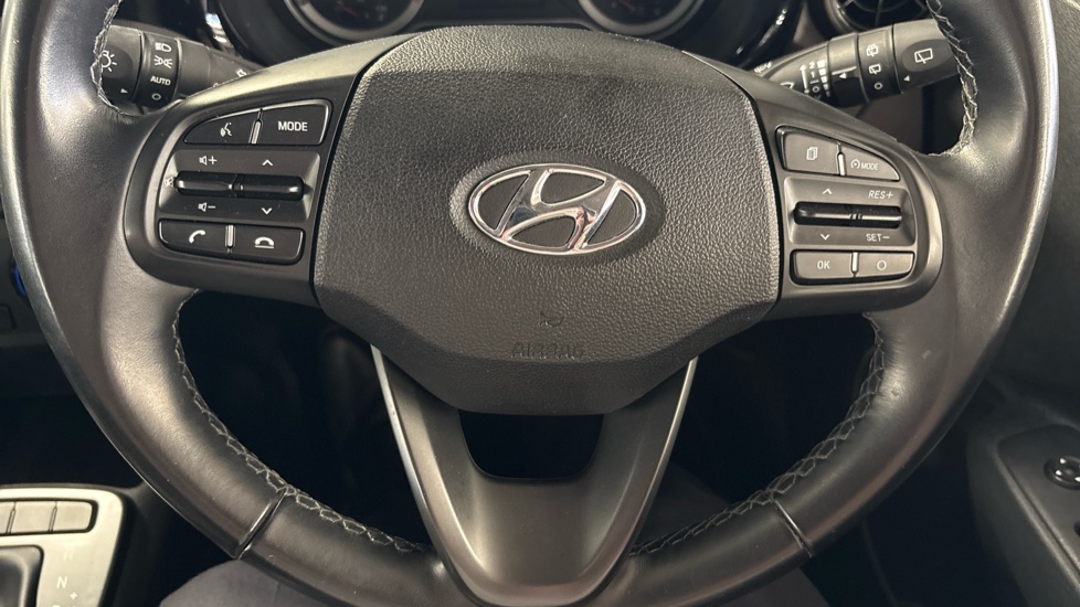 Hyundai i10 1.0 MPi SE Connect 5dr Auto Petrol Hatchback - Image 29