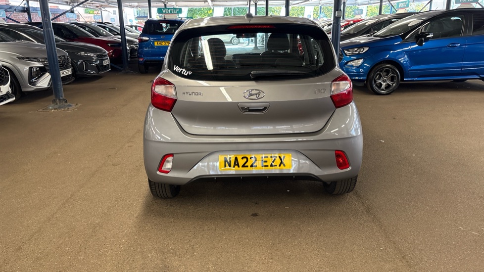 Hyundai i10 1.0 MPi SE Connect 5dr Auto Petrol Hatchback - Image 49