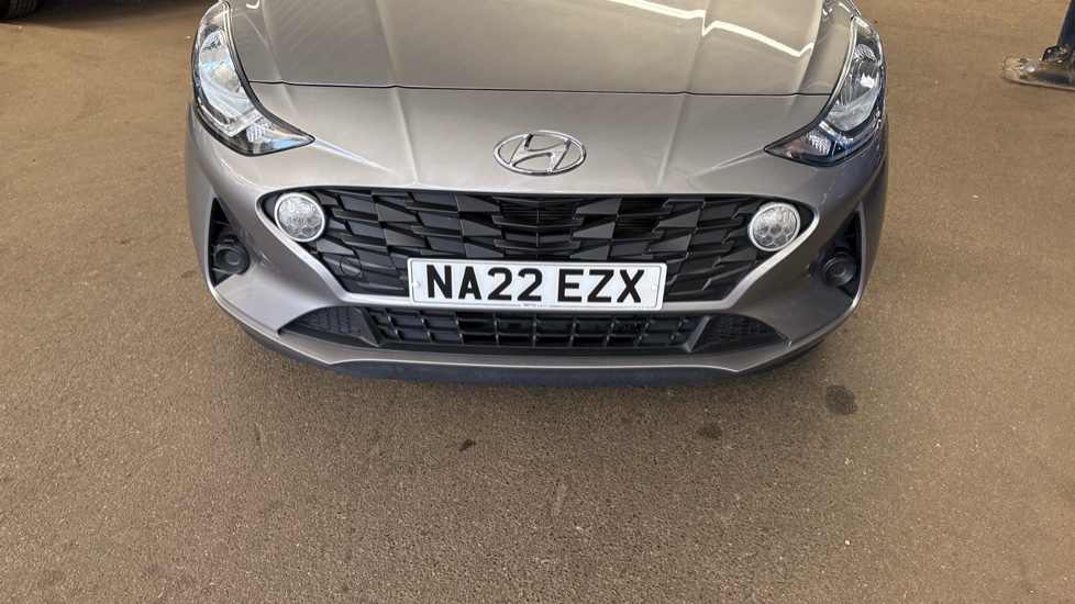 Hyundai i10 1.0 MPi SE Connect 5dr Auto Petrol Hatchback - Image 71