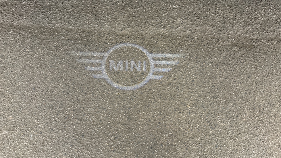 MINI Hatchback 1.5 Cooper Classic 5dr Auto Petrol Hatchback - Image 45