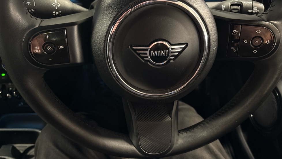 MINI Hatchback 135kW Cooper S Level 2 33kWh 3dr Auto Electric Hatchback - Image 28