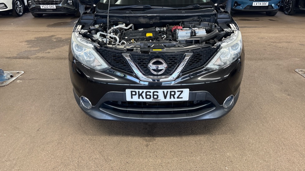 Nissan Qashqai 1.6 dCi N-Connecta 5dr Xtronic Diesel Hatchback - Image 8