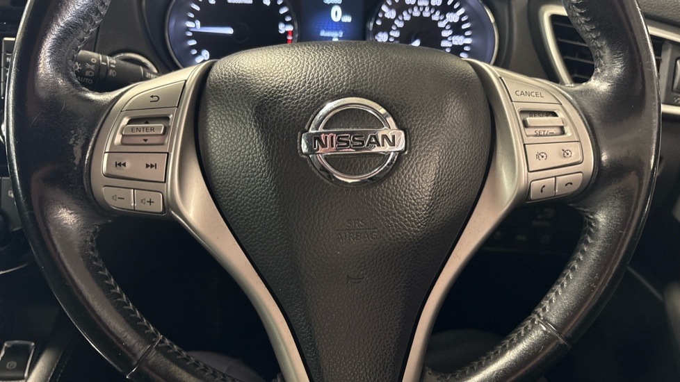 Nissan Qashqai 1.6 dCi N-Connecta 5dr Xtronic Diesel Hatchback - Image 29