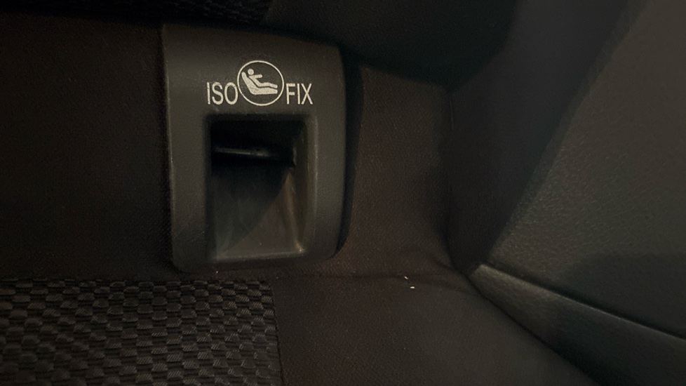 Nissan Qashqai 1.6 dCi N-Connecta 5dr Xtronic Diesel Hatchback - Image 61