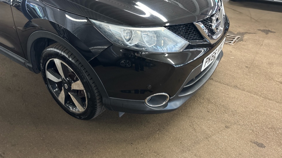 Nissan Qashqai 1.6 dCi N-Connecta 5dr Xtronic Diesel Hatchback - Image 73