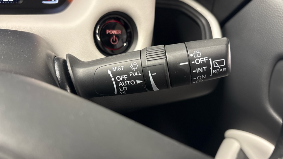 Honda Jazz 1.5 i-MMD Hybrid EX 5dr eCVT Hybrid Hatchback - Image 31