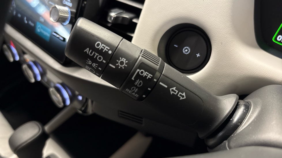 Honda Jazz 1.5 i-MMD Hybrid EX 5dr eCVT Hybrid Hatchback - Image 32