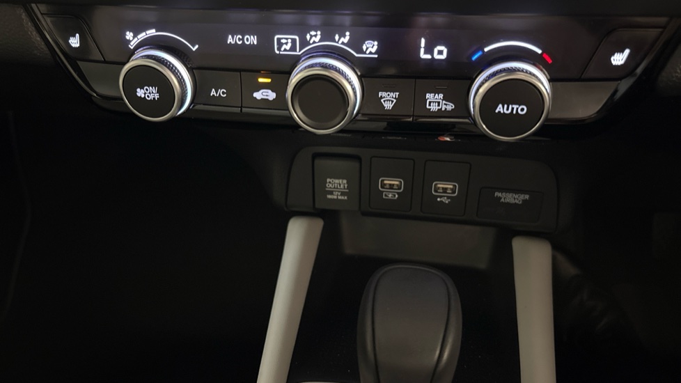 Honda Jazz 1.5 i-MMD Hybrid EX 5dr eCVT Hybrid Hatchback - Image 41