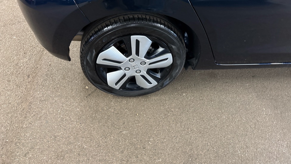 Honda Jazz 1.5 i-MMD Hybrid EX 5dr eCVT Hybrid Hatchback - Image 61