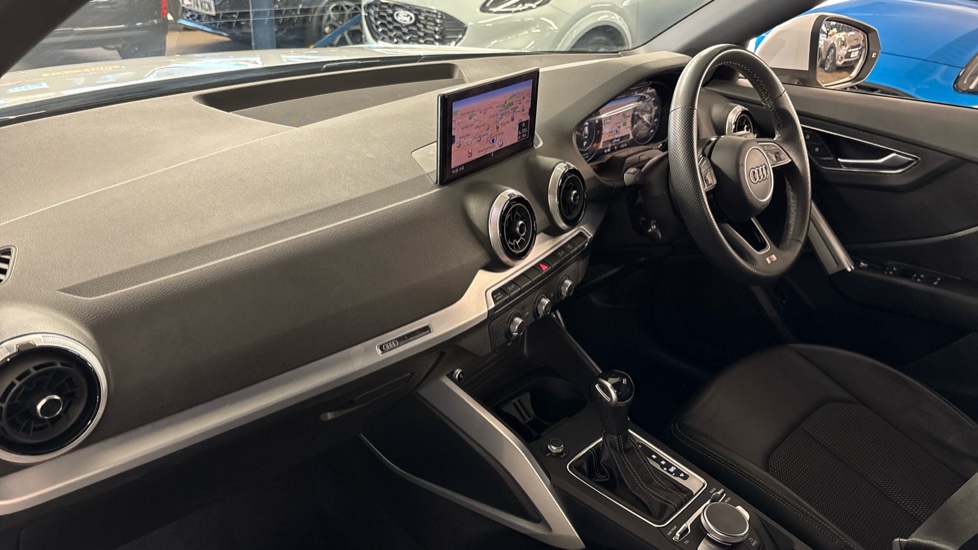 Audi Q2 35 TFSI S Line 5dr S Tronic Petrol Estate - Image 9