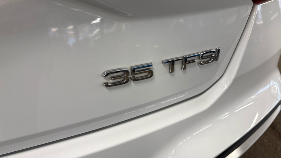Audi Q2 35 TFSI S Line 5dr S Tronic Petrol Estate - Image 50