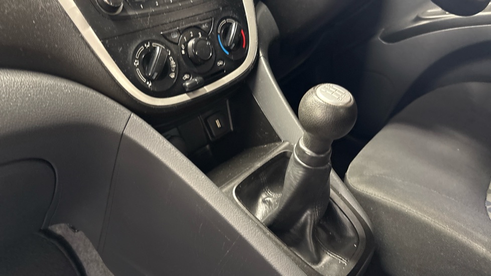 Suzuki Celerio 1.0 SZ3 5dr Petrol Hatchback - Image 13