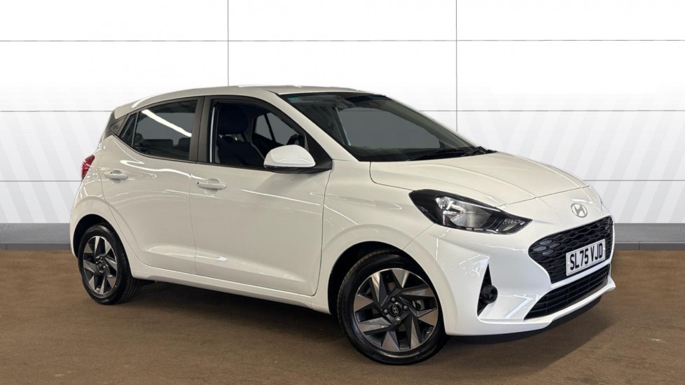 Hyundai i10 1.0 [63] Advance 5dr Auto [Nav] Petrol Hatchback - Image 1