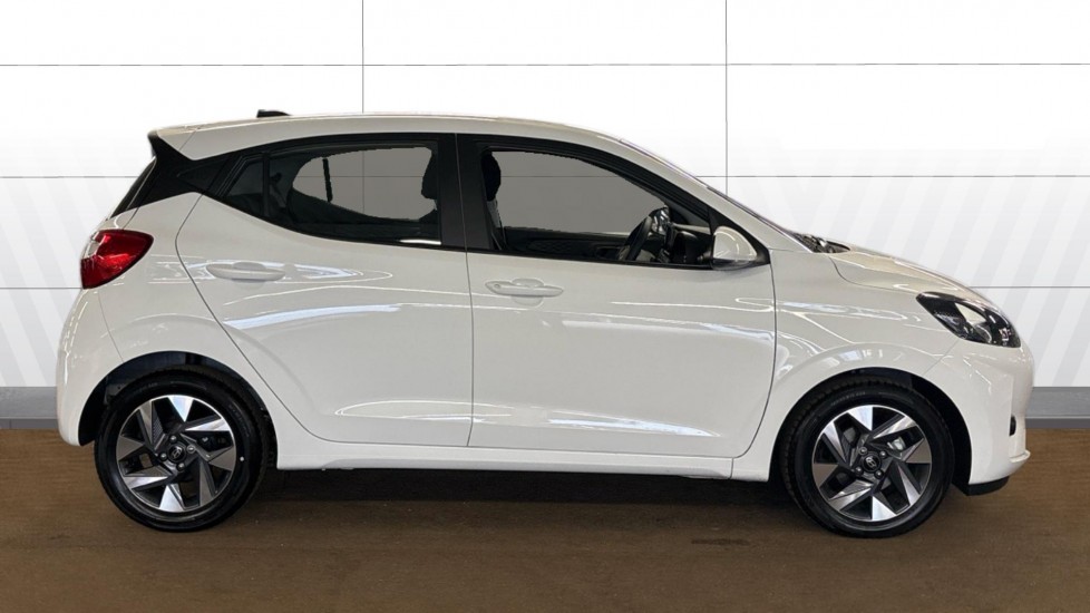 Hyundai i10 1.0 [63] Advance 5dr Auto [Nav] Petrol Hatchback - Image 5