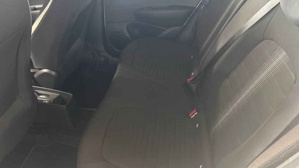 Hyundai i10 1.0 [63] Advance 5dr Auto [Nav] Petrol Hatchback - Image 16