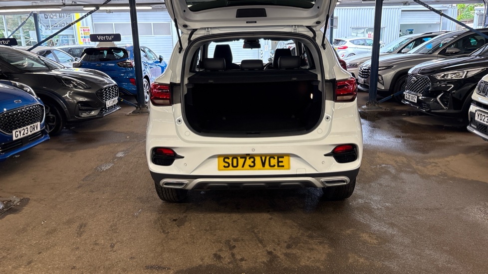 MG ZS 1.5 VTi-TECH Exclusive 5dr Petrol Hatchback - Image 4