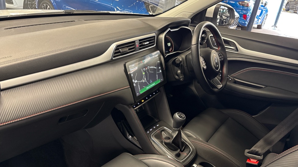 MG ZS 1.5 VTi-TECH Exclusive 5dr Petrol Hatchback - Image 9