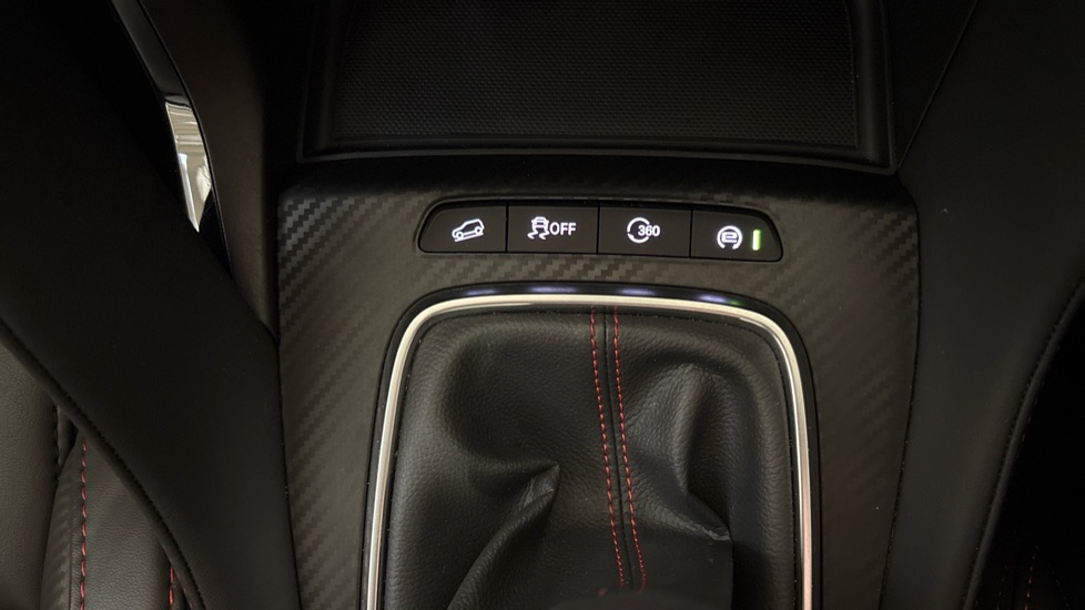 MG ZS 1.5 VTi-TECH Exclusive 5dr Petrol Hatchback - Image 39