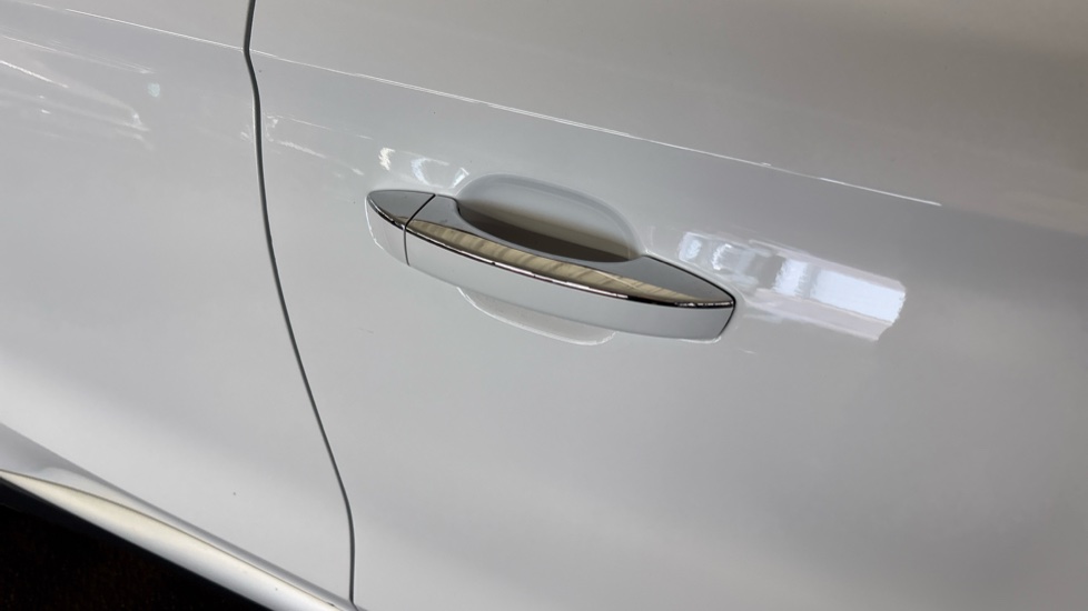 MG ZS 1.5 VTi-TECH Exclusive 5dr Petrol Hatchback - Image 44