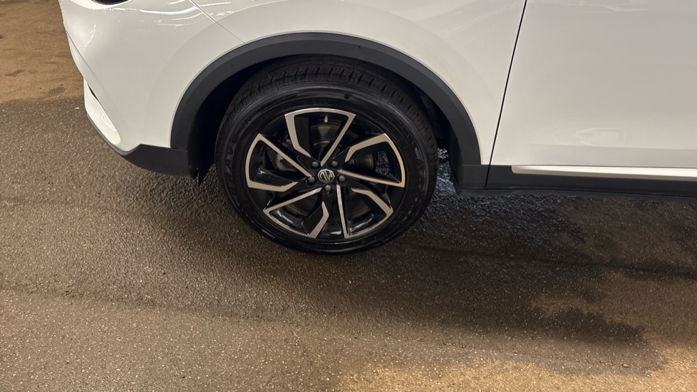 MG ZS 1.5 VTi-TECH Exclusive 5dr Petrol Hatchback - Image 56