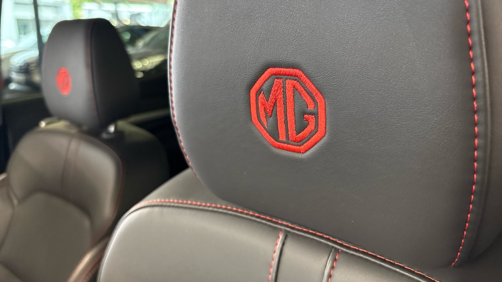 MG ZS 1.5 VTi-TECH Exclusive 5dr Petrol Hatchback - Image 66