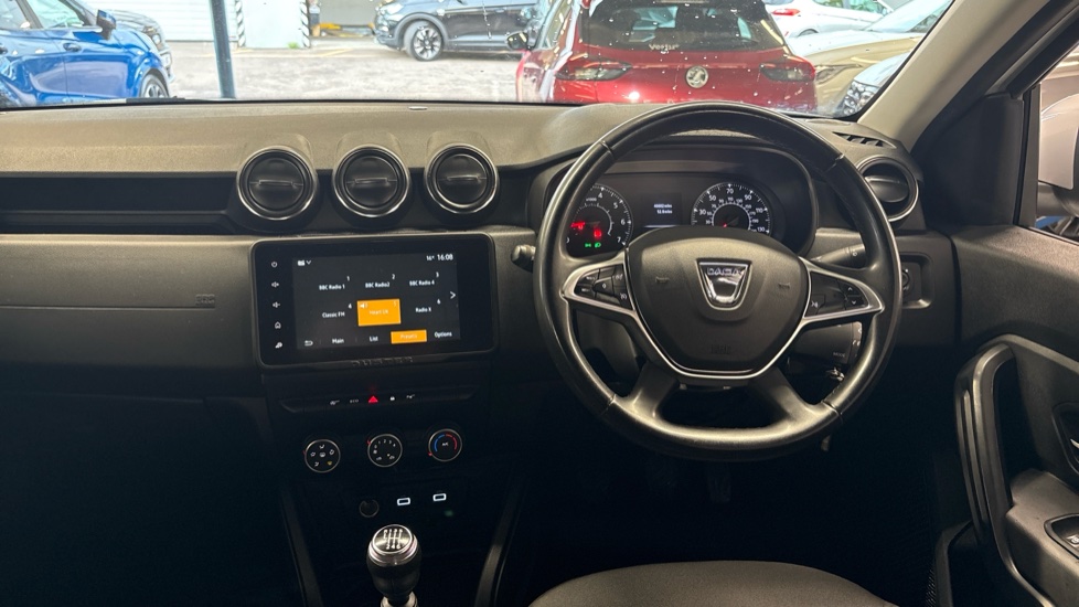 Dacia Duster 1.3 TCe 130 Comfort 5dr Petrol Estate - Image 10