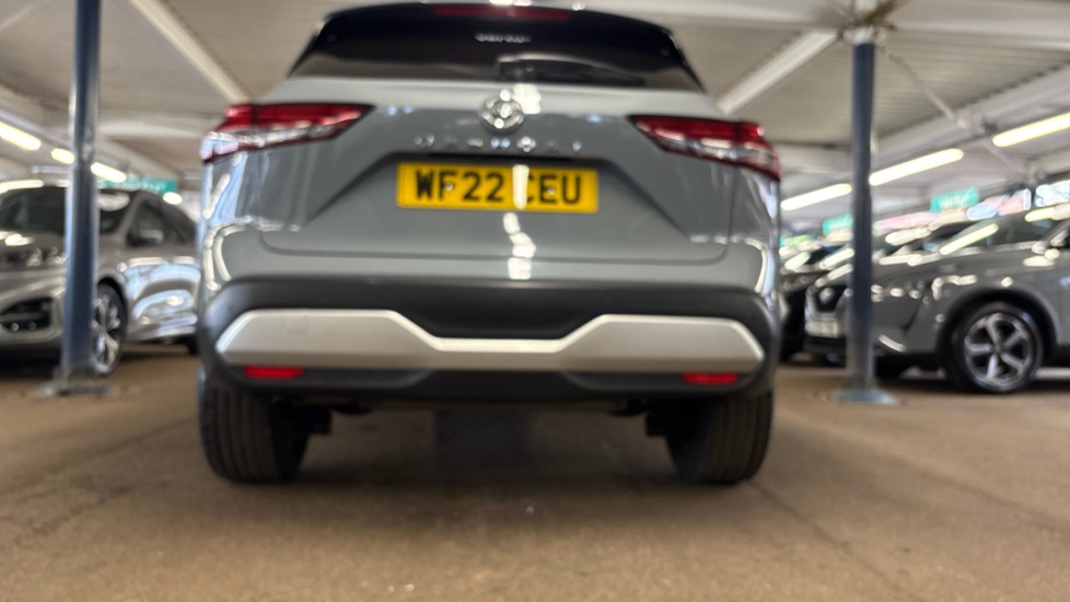 Nissan Qashqai 1.3 DiG-T MH N-Connecta 5dr Petrol Hatchback - Image 48