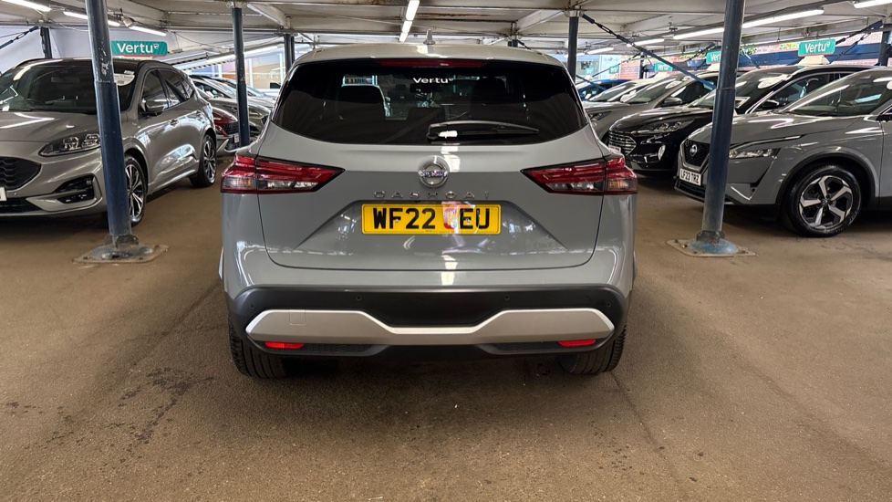 Nissan Qashqai 1.3 DiG-T MH N-Connecta 5dr Petrol Hatchback - Image 49