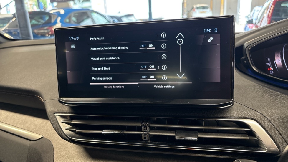 Peugeot 5008 1.2 PureTech GT Premium 5dr EAT8 Petrol Estate - Image 35