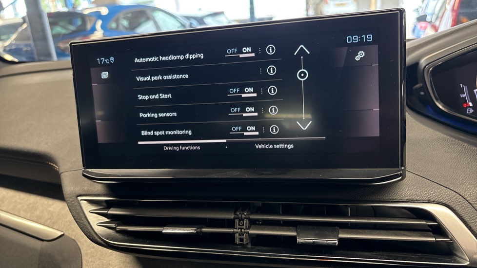 Peugeot 5008 1.2 PureTech GT Premium 5dr EAT8 Petrol Estate - Image 36