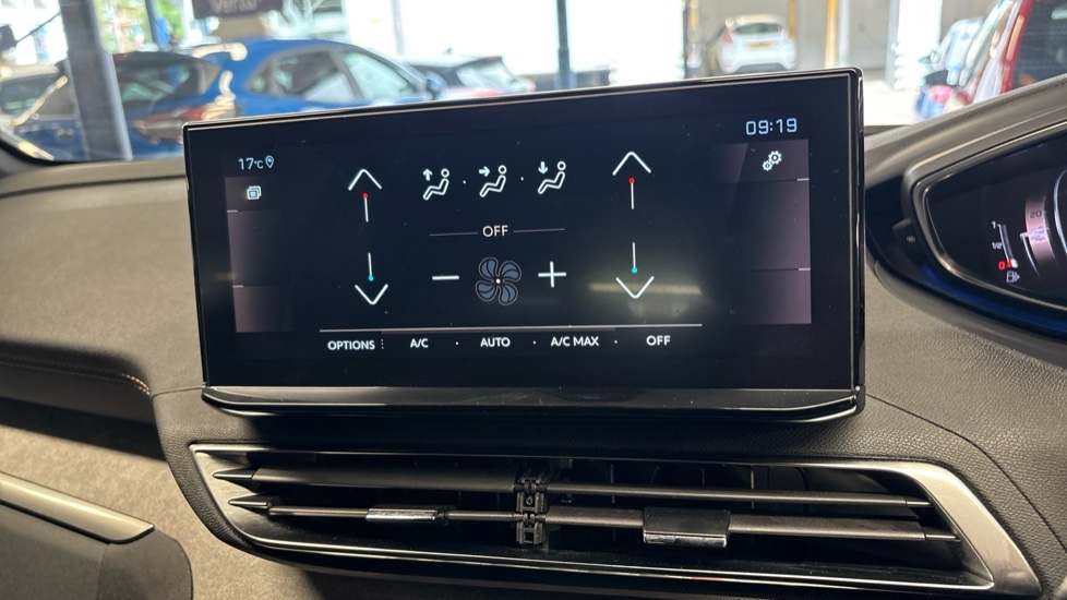 Peugeot 5008 1.2 PureTech GT Premium 5dr EAT8 Petrol Estate - Image 37