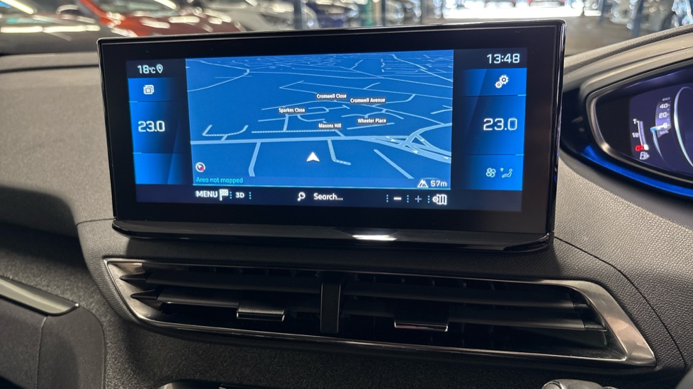 Peugeot 3008 1.5 BlueHDi Allure Premium+ 5dr EAT8 Diesel Estate - Image 32