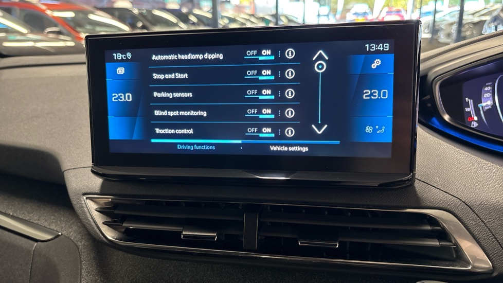 Peugeot 3008 1.5 BlueHDi Allure Premium+ 5dr EAT8 Diesel Estate - Image 33
