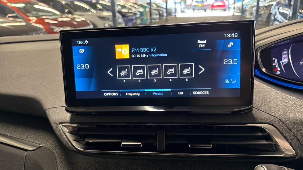 Peugeot 3008 1.5 BlueHDi Allure Premium+ 5dr EAT8 Diesel Estate - Image 37