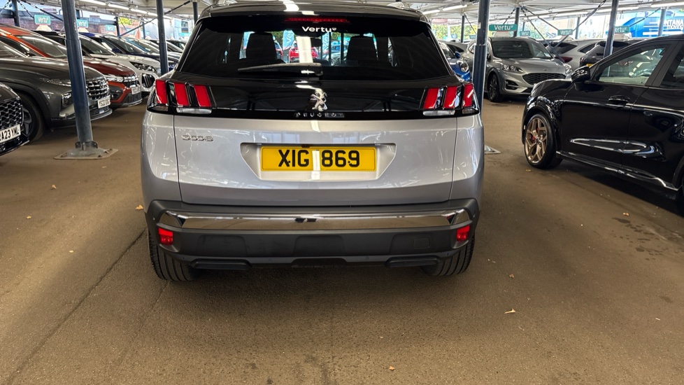 Peugeot 3008 1.5 BlueHDi Allure Premium+ 5dr EAT8 Diesel Estate - Image 49