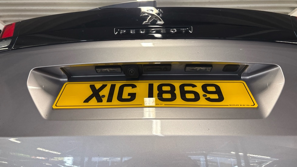 Peugeot 3008 1.5 BlueHDi Allure Premium+ 5dr EAT8 Diesel Estate - Image 62