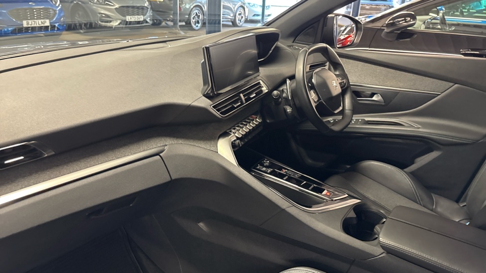 Peugeot 3008 1.5 BlueHDi Allure Premium+ 5dr EAT8 Diesel Estate - Image 69