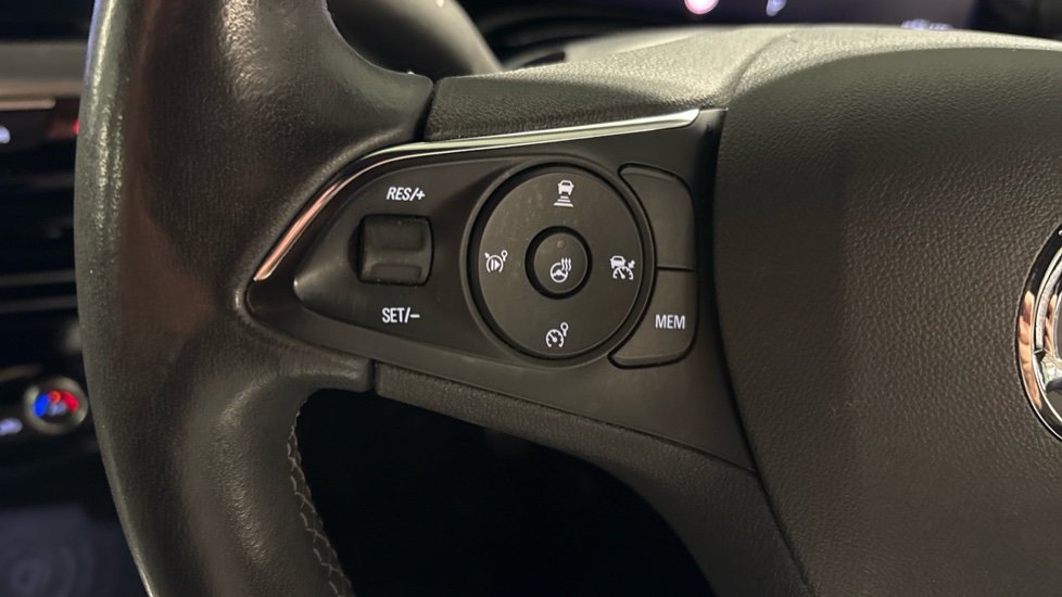 Vauxhall Mokka 100kW Ultimate 50kWh 5dr Auto Electric Hatchback - Image 27
