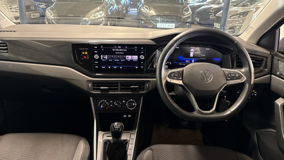 Volkswagen Polo 1.0 Life 5dr Petrol Hatchback - Image 10