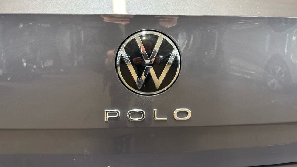 Volkswagen Polo 1.0 Life 5dr Petrol Hatchback - Image 48