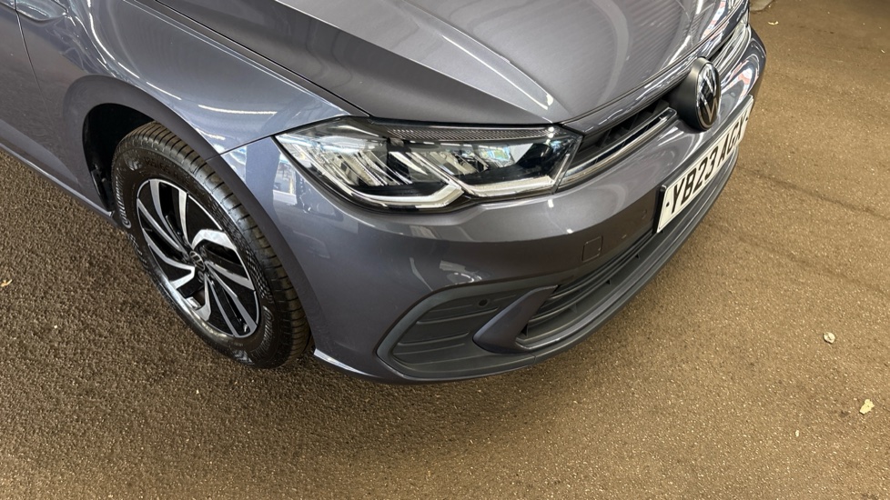 Volkswagen Polo 1.0 Life 5dr Petrol Hatchback - Image 70