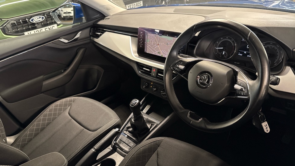 Skoda Kamiq 1.0 TSI 110 SE Drive 5dr Petrol Hatchback - Image 11