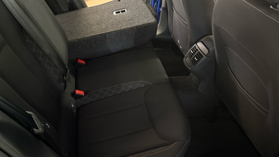 Skoda Kamiq 1.0 TSI 110 SE Drive 5dr Petrol Hatchback - Image 68