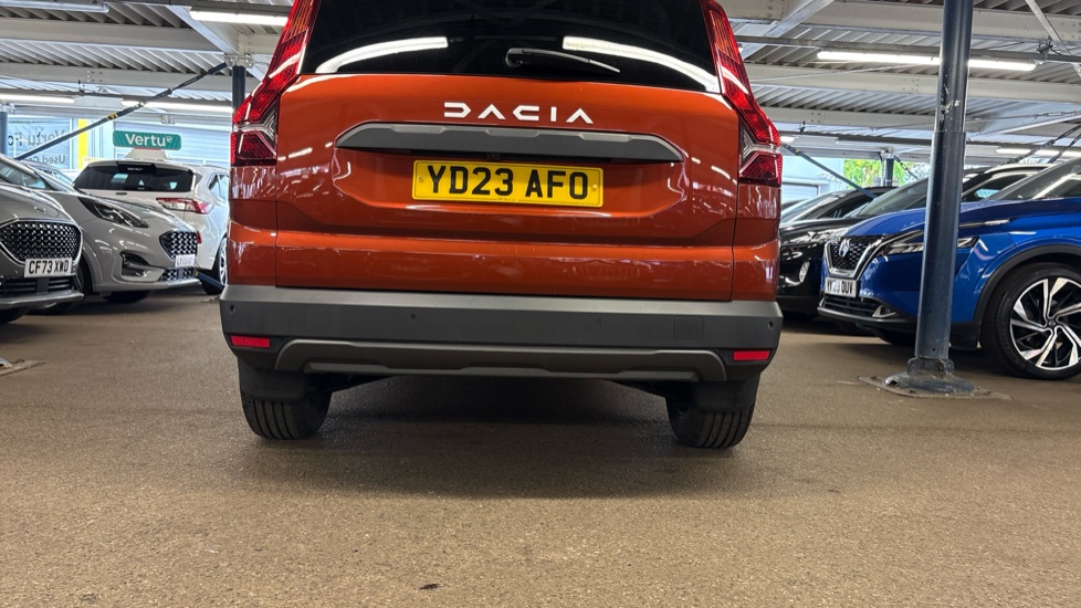 Dacia Jogger 1.0 TCe Extreme SE 5dr Petrol Estate - Image 52