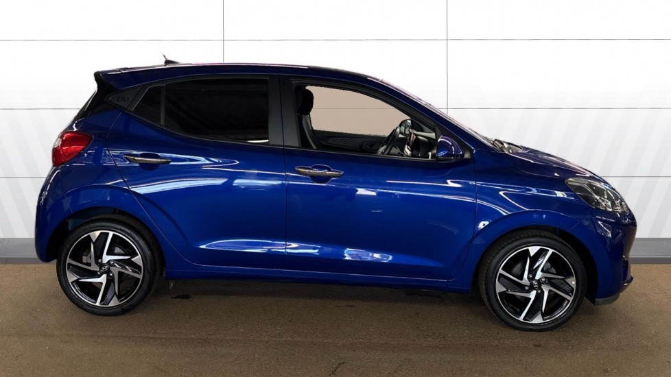 Hyundai i10 1.2 MPi Premium 5dr Auto Petrol Hatchback - Image 5