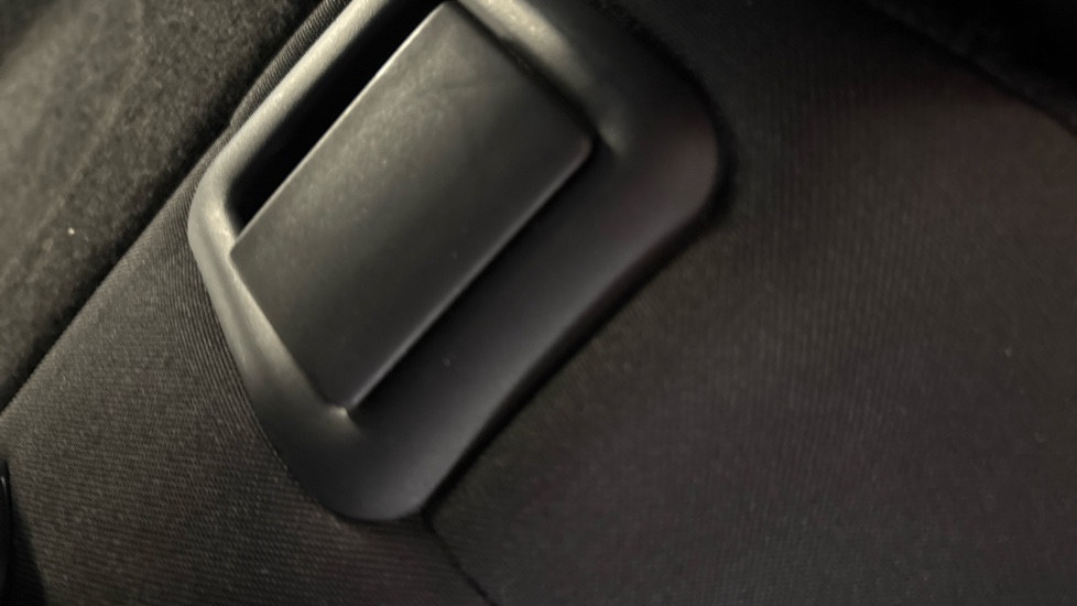 Hyundai i10 1.2 MPi Premium 5dr Auto Petrol Hatchback - Image 59