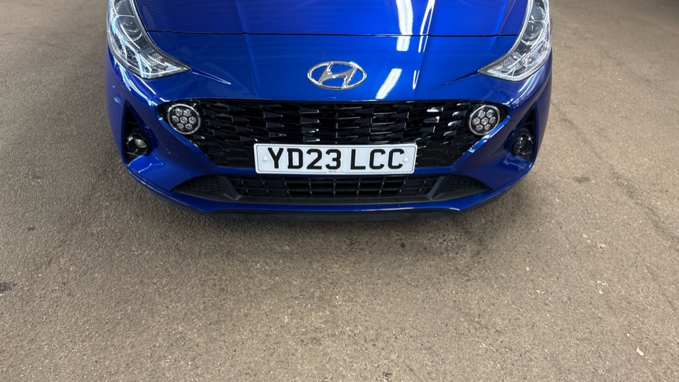 Hyundai i10 1.2 MPi Premium 5dr Auto Petrol Hatchback - Image 67